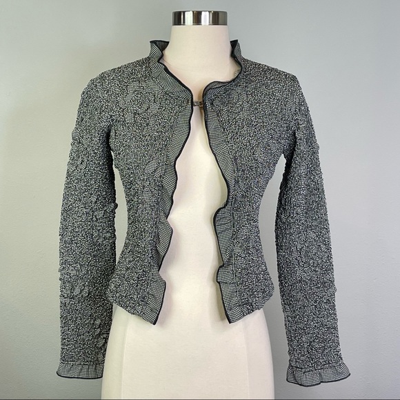 CHANEL Jackets & Blazers - Chanel STUNNING Black and White Jacket from Spring 2004 Collection in size 38